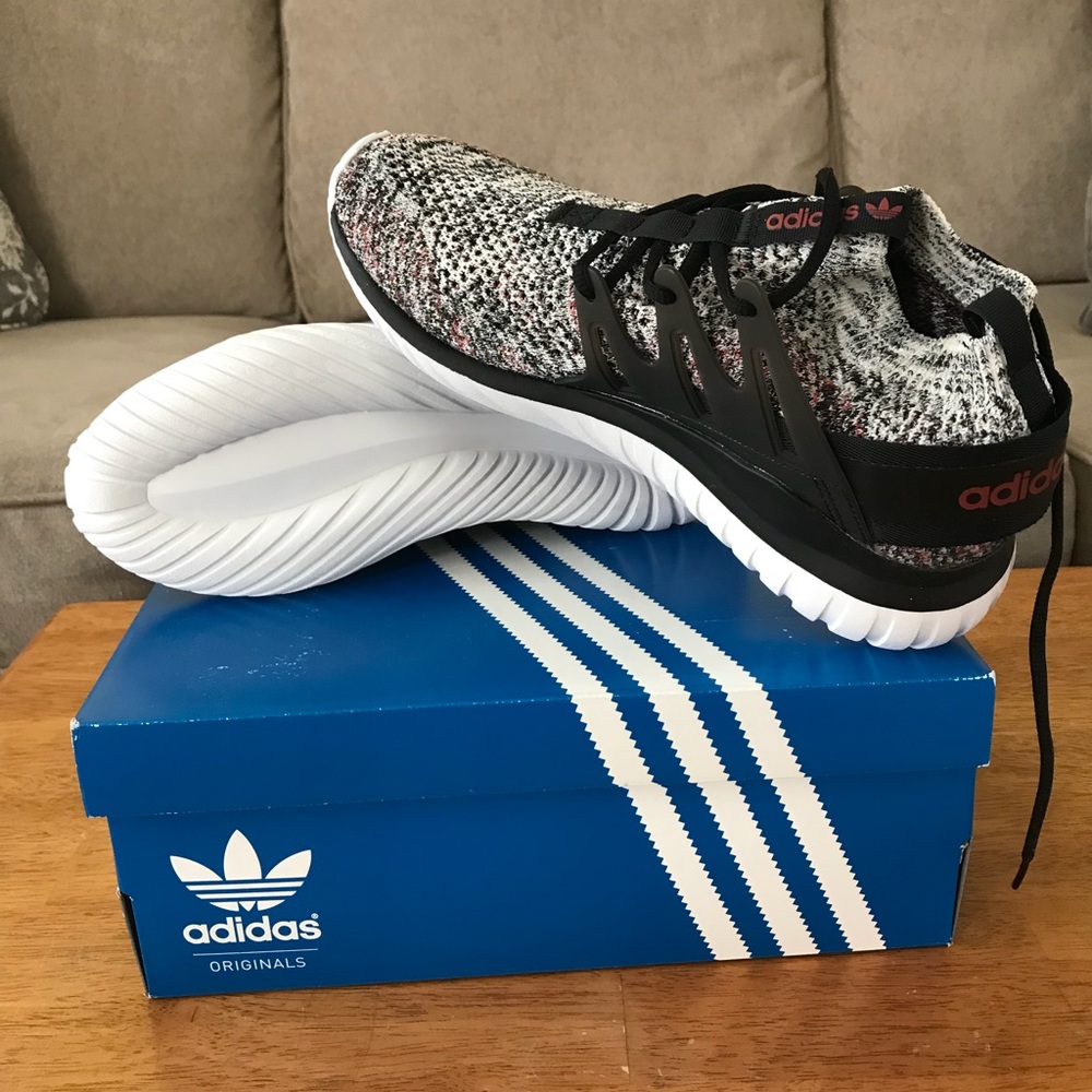 Size 8 Adidas Tubular Nova PK